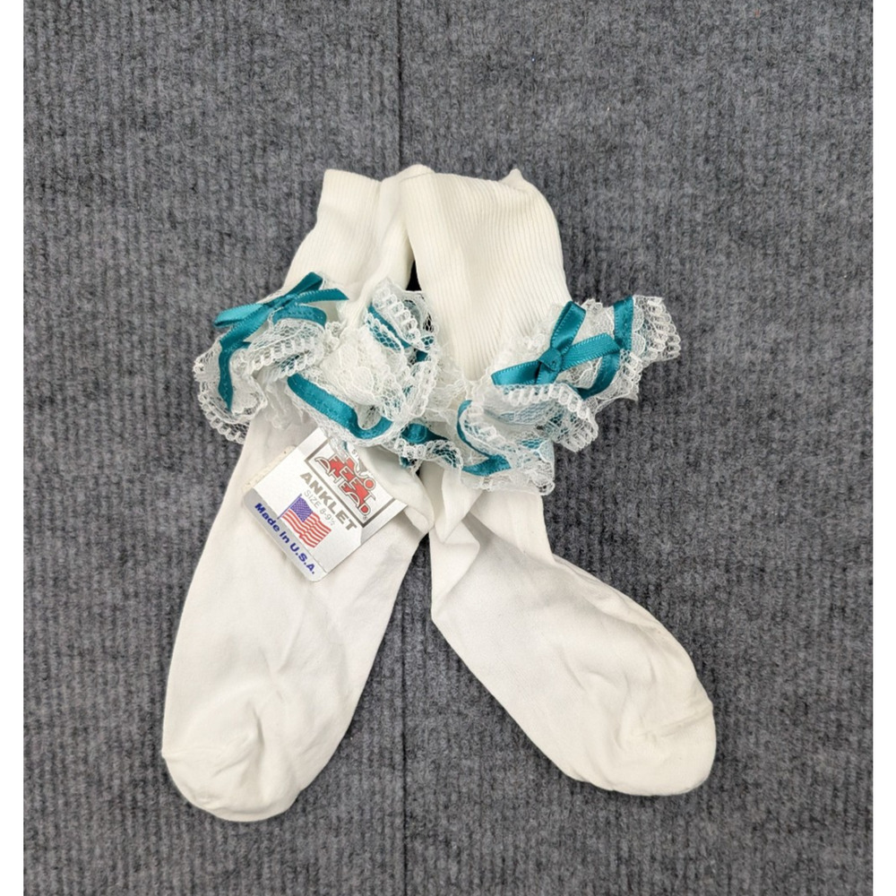 Vintage Nylon Ankle Socks Womens 8-9.5 Coquette Ruffle Church Lace Y2K Event 60s - Picture 4 of 4